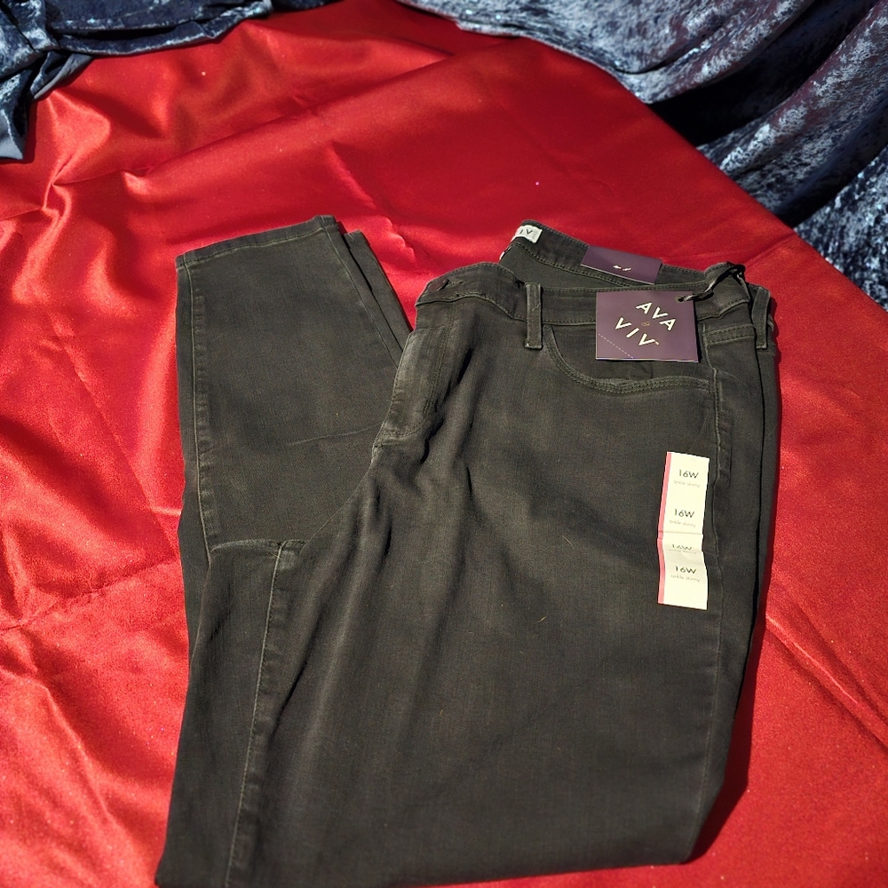 Ava & Viv size 16 W black skinny jeans